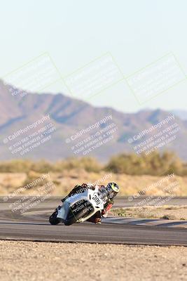 media/Dec-07-2025-CVMA (Sun) [[3e7d2de5dc]]/Race 18-Formula Twins-Formula 40 UL/